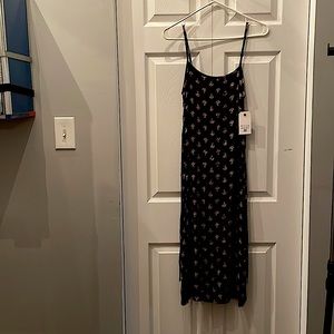 Xs Comfy, Sheik, Billabong dress. Dark Navy with pattern.